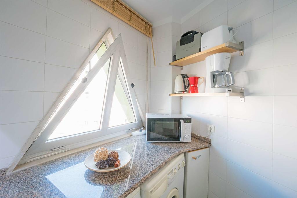 Apartament 1-minute Walk To The Metro And 2 To The Supermarket *